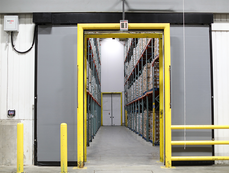 Barrier Glider Cold Storage Door With Energy Efficient Design Rite Hite