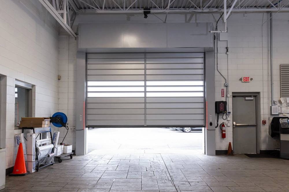 Raptor Rigid Door High Speed preannounce sensor